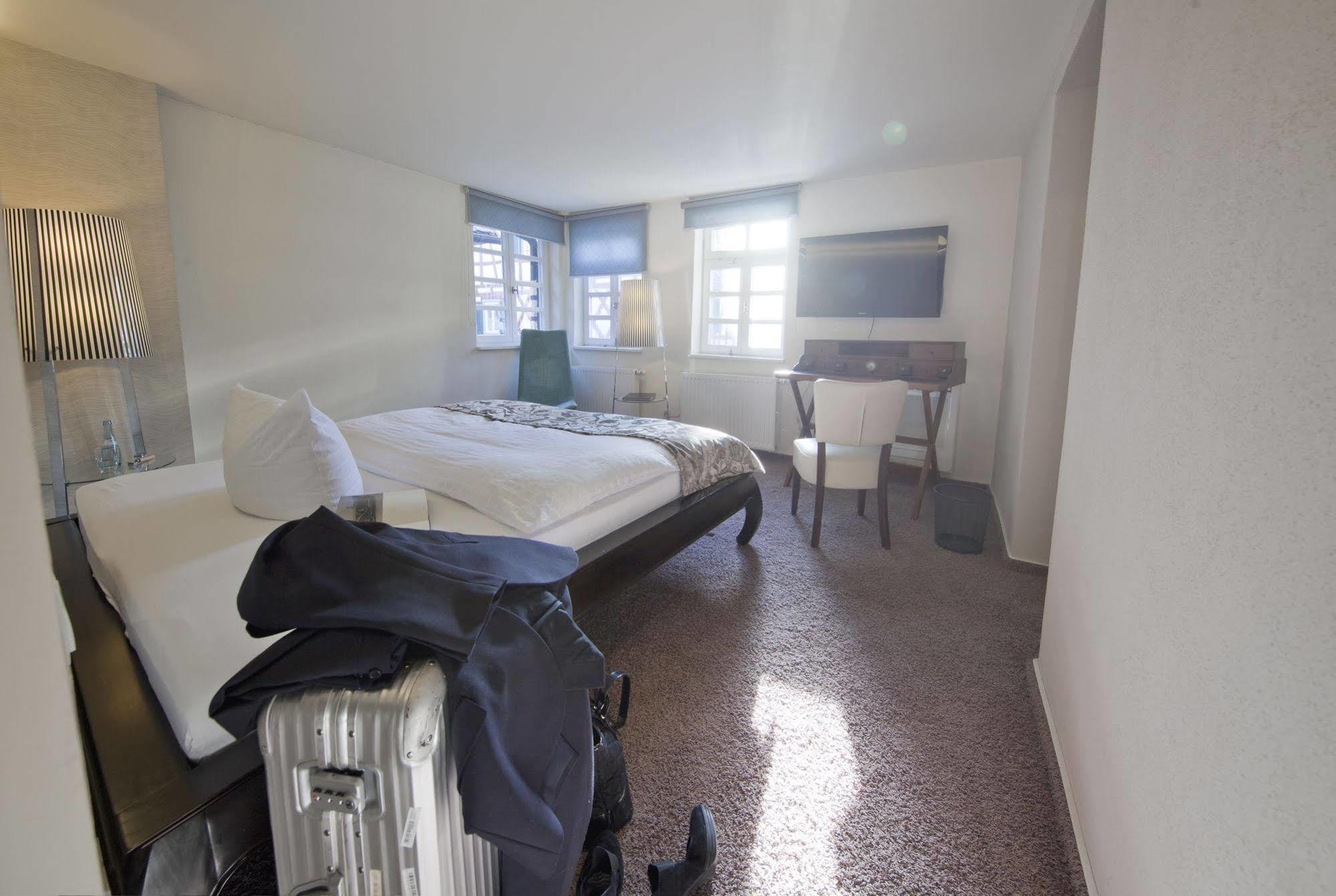 Boutique Hotel Pfauen Schorndorf  Buitenkant foto